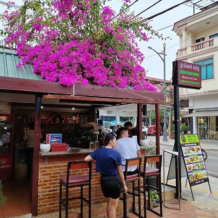 Soben Cafe Guesthouse & Restaurant Сием Реап Екстериор снимка